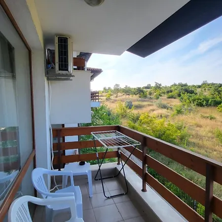 Na Zielonych Wzgorzach דירה סאני ביץ'