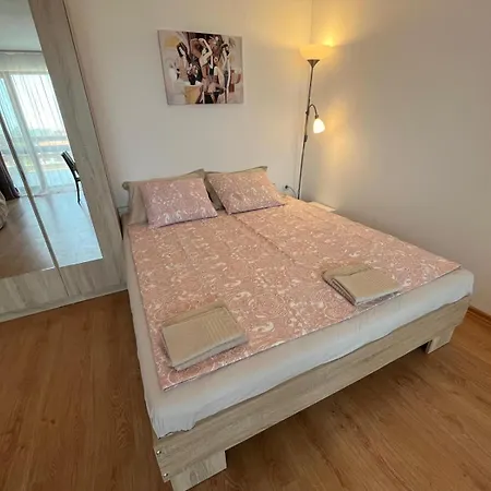 Na Zielonych Wzgorzach Apartment