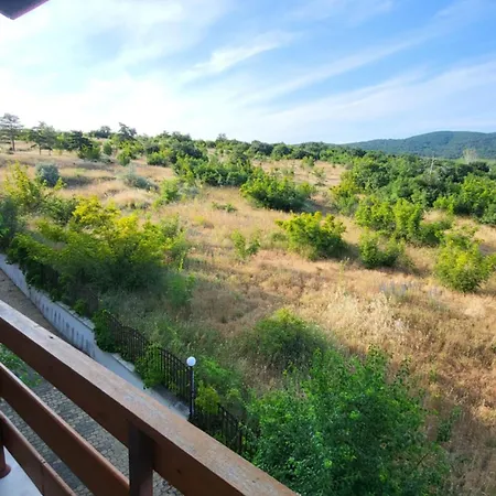 Na Zielonych Wzgorzach Daire