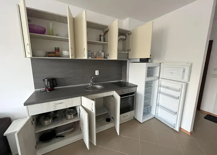 Апартамент Na Zielonych Wzgorzach Слънчев бряг