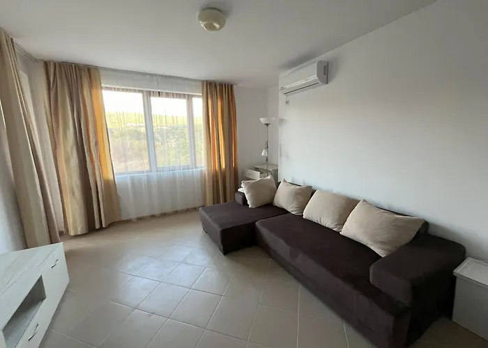 Апартамент Na Zielonych Wzgorzach Слънчев бряг