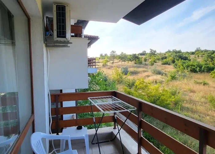 Na Zielonych Wzgorzach Апартамент Слънчев бряг